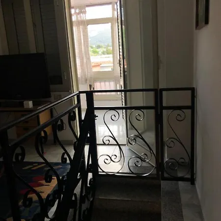 公寓 Terrazza Fronte Mare 卡里尼
